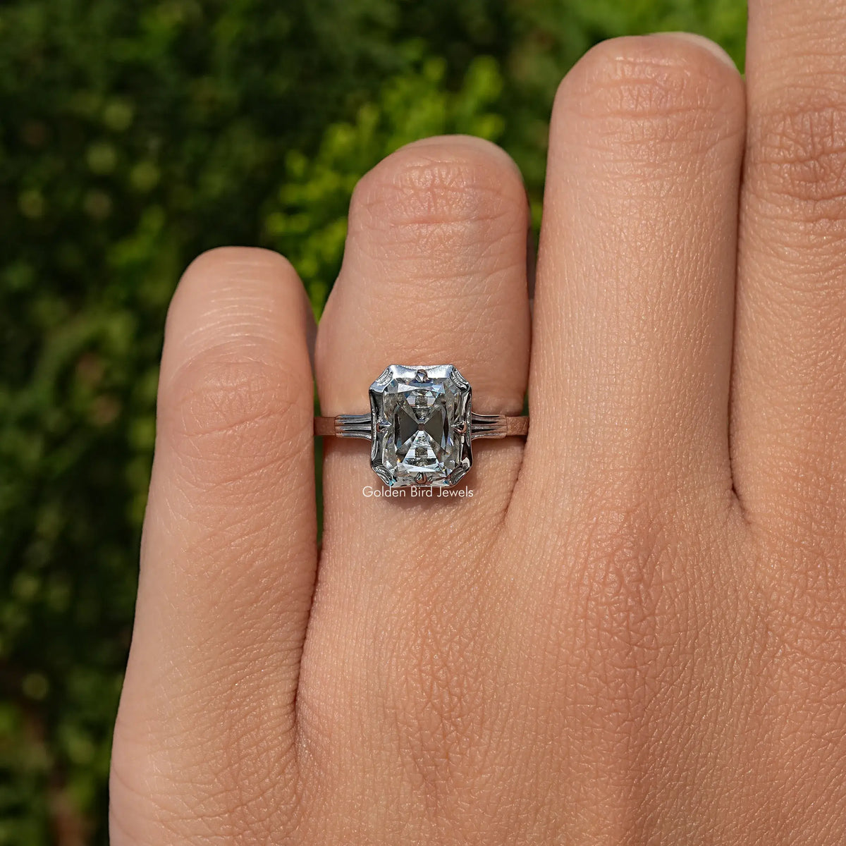 925 sterling silver solitaire ring with radiant-cut moissanite center stone