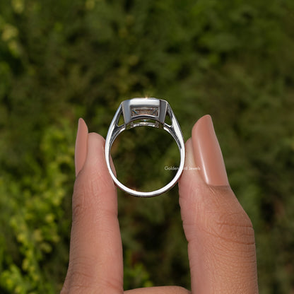 925 sterling silver solitaire ring, view of bezel-set Asscher-cut moissanite
