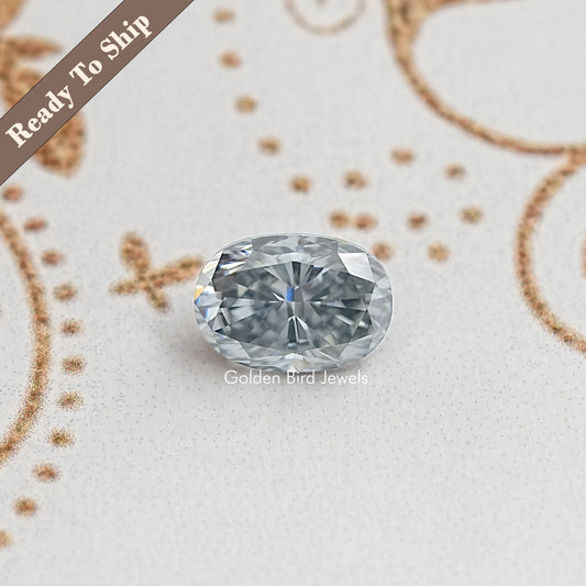 Grey crushed-ice oval moissanite gemstone, centered and faceted