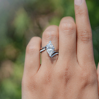 Top View Of Dutch Marquise Moissanite Bridal Ring Set