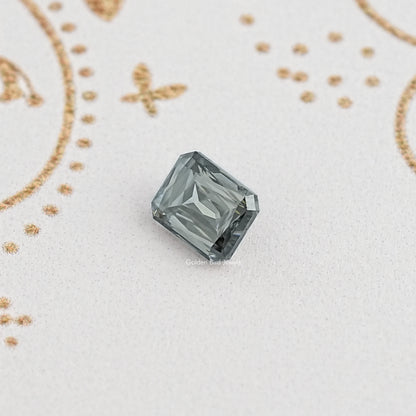 Display View of Criss Cut Moissanite 