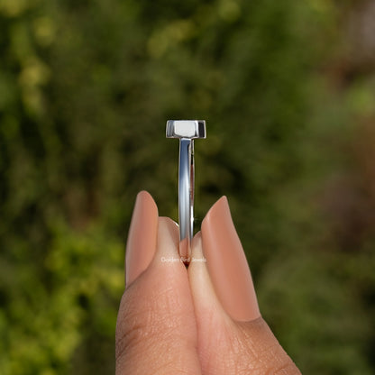 925 sterling silver solitaire ring profile with square stone setting