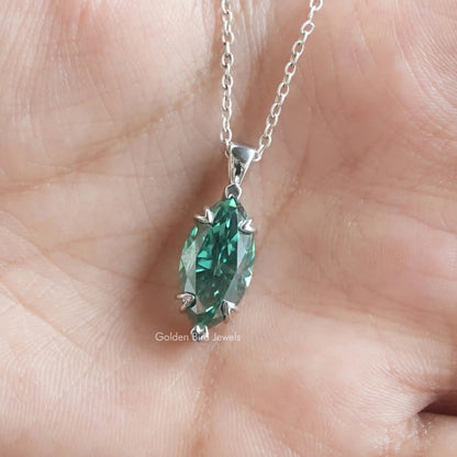 Close view of moissanite chain bracelet in a secure setting 