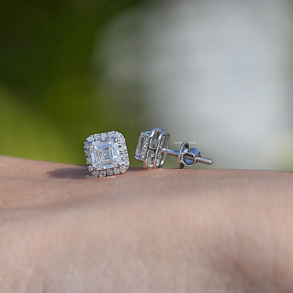 Front And Back Side View Of solitaire stud earrings crafted in lab diamond 	