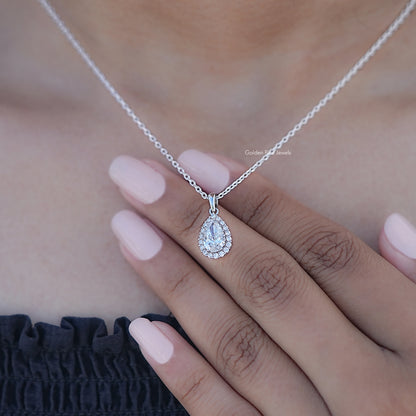 Display View of Halo Pendant Pear Cut Lab Grown Diamond