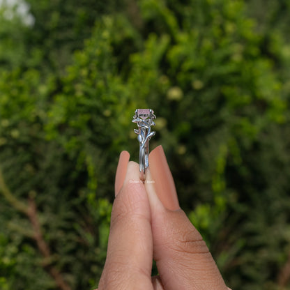 Leaf-style rose quartz solitaire ring in 925 Argentium silver, side view