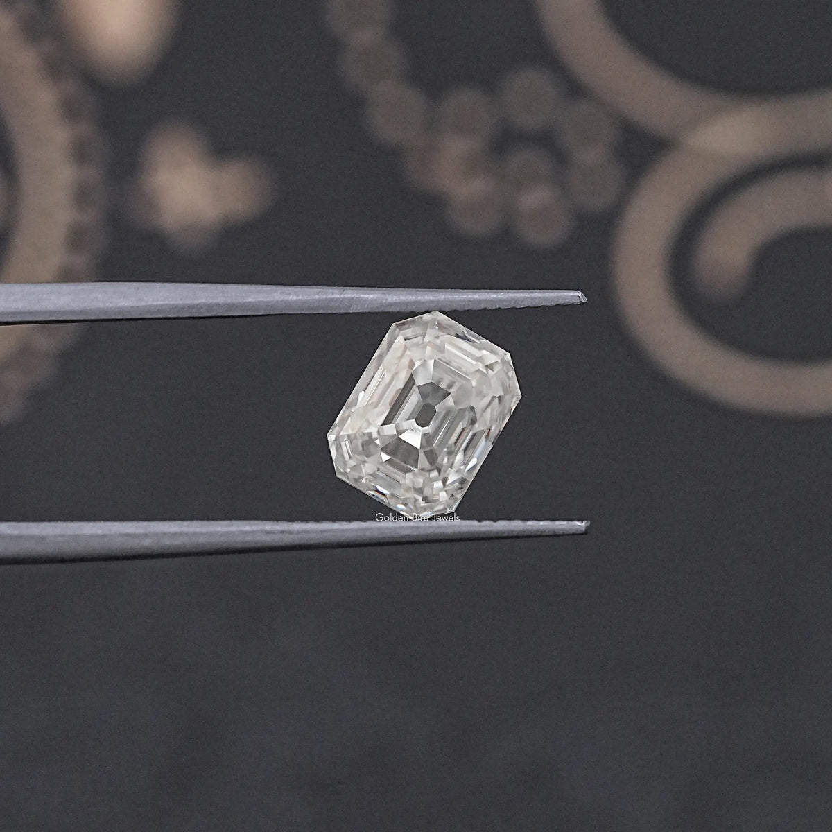 tweezers  View of Loose Moissanite for Custom Rings