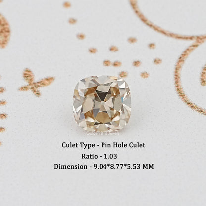 Loose cushion-cut moissanite gemstone, clear faceted round-corner square