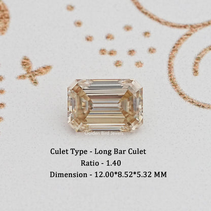 Loose emerald-cut moissanite gemstone, rectangular step facets, clear tone