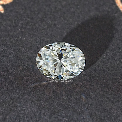Oval moissanite loose stone, face-up view with strong sparkle and symmetry