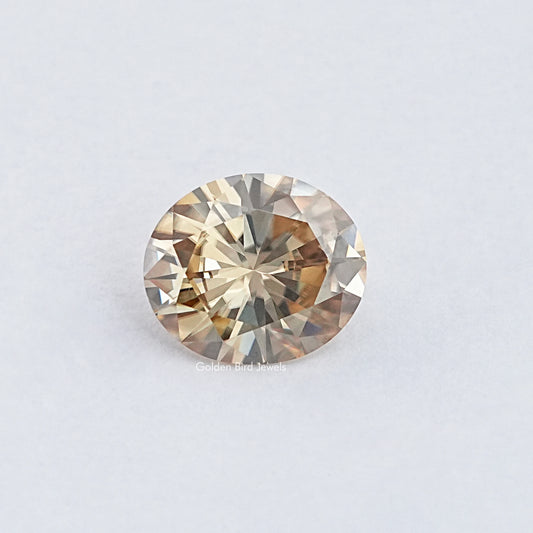 Light yellow oval-cut moissanite gemstone, loose polished stone