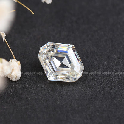 Step-cut moissanite loose stone, clear rectangular faceted gemstone