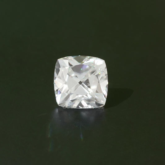 Peruzzi moissanite old-cut loose stone, clear prismatic facets