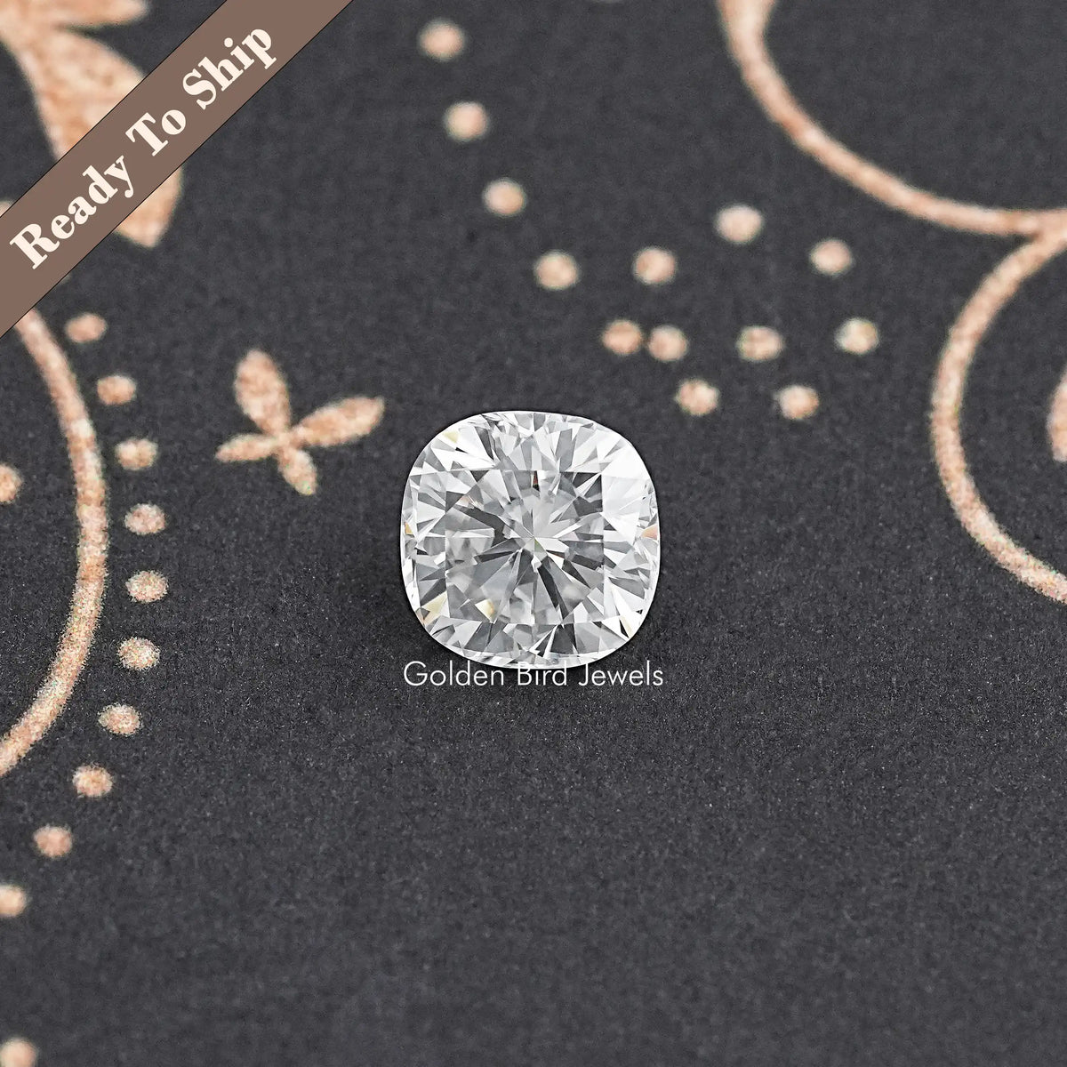 Cushion-cut moissanite loose stone, high-brilliance sparkle and rounded corners