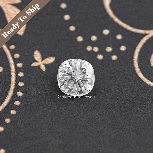 Cushion-cut moissanite loose stone, high-brilliance sparkle and rounded corners