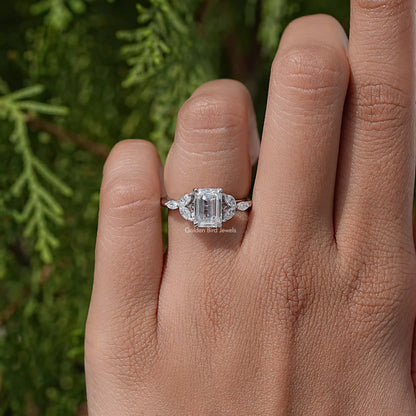 925 silver moissanite wedding ring with emerald-cut center stone and split band