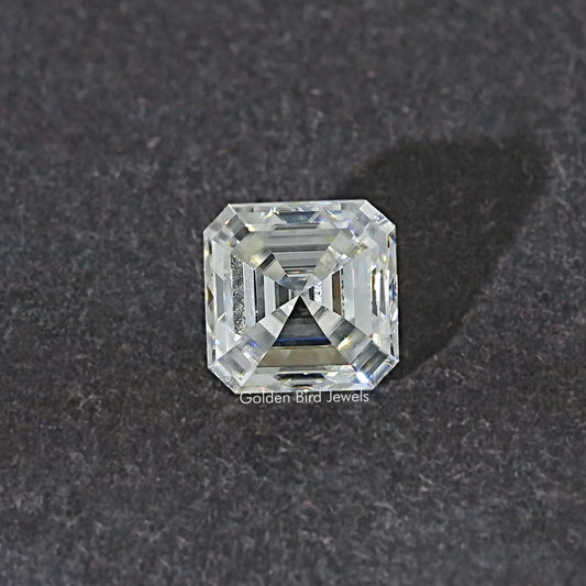 Off-white Asscher-cut moissanite loose stone, 2.85 CT, square step facets