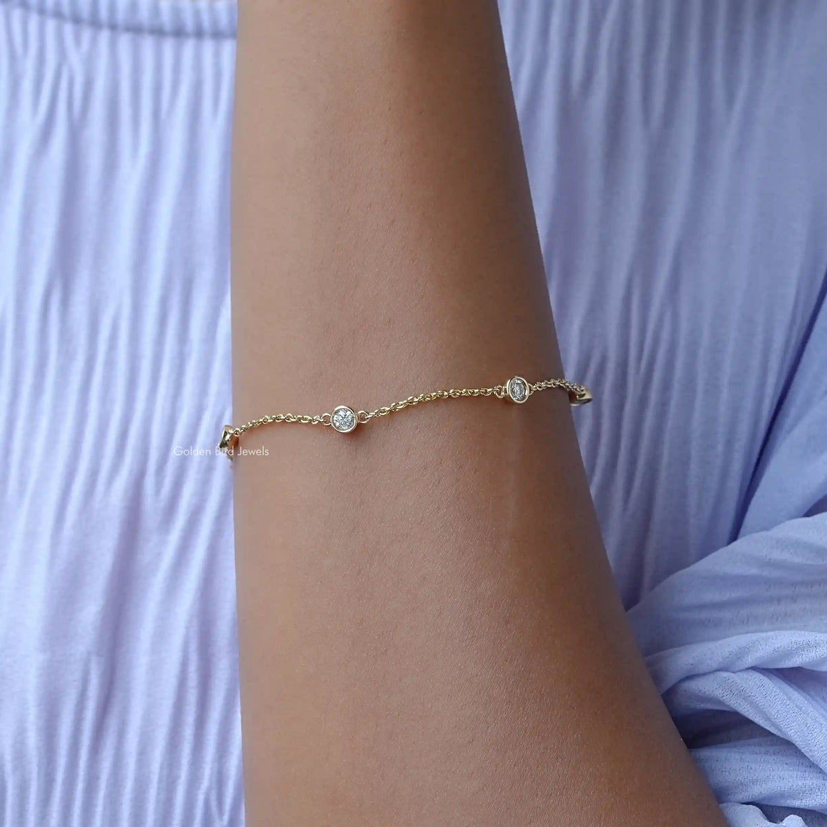 In front view of moissanite round Shape Bracelet