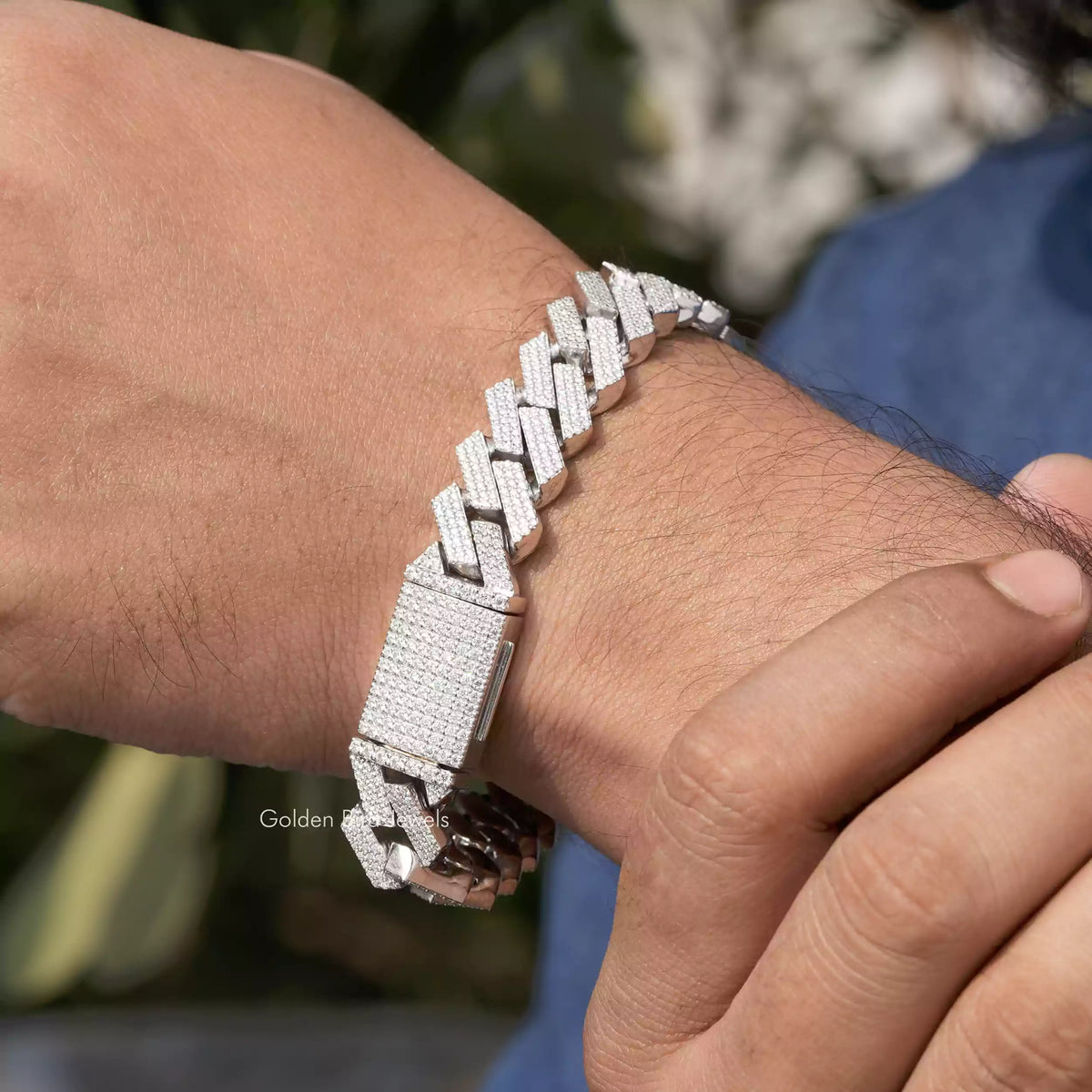 In front view of moissanite Miami cuban Shape Bracelet