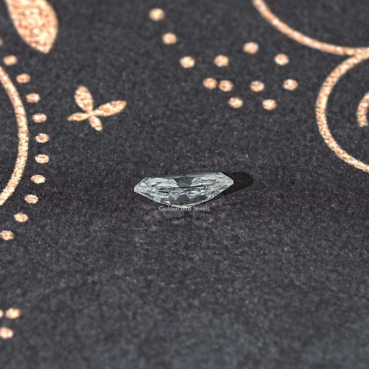Loose oval faceted lab-grown diamond, light icy color