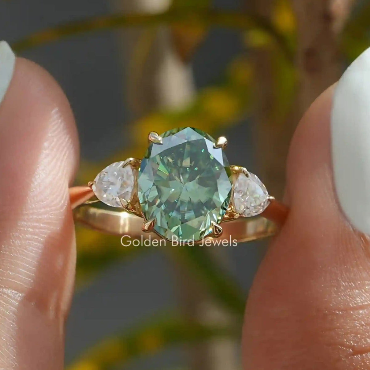 [Oval Cut Three Stone Moissanite Ring]-[Golden Bird Jewels]