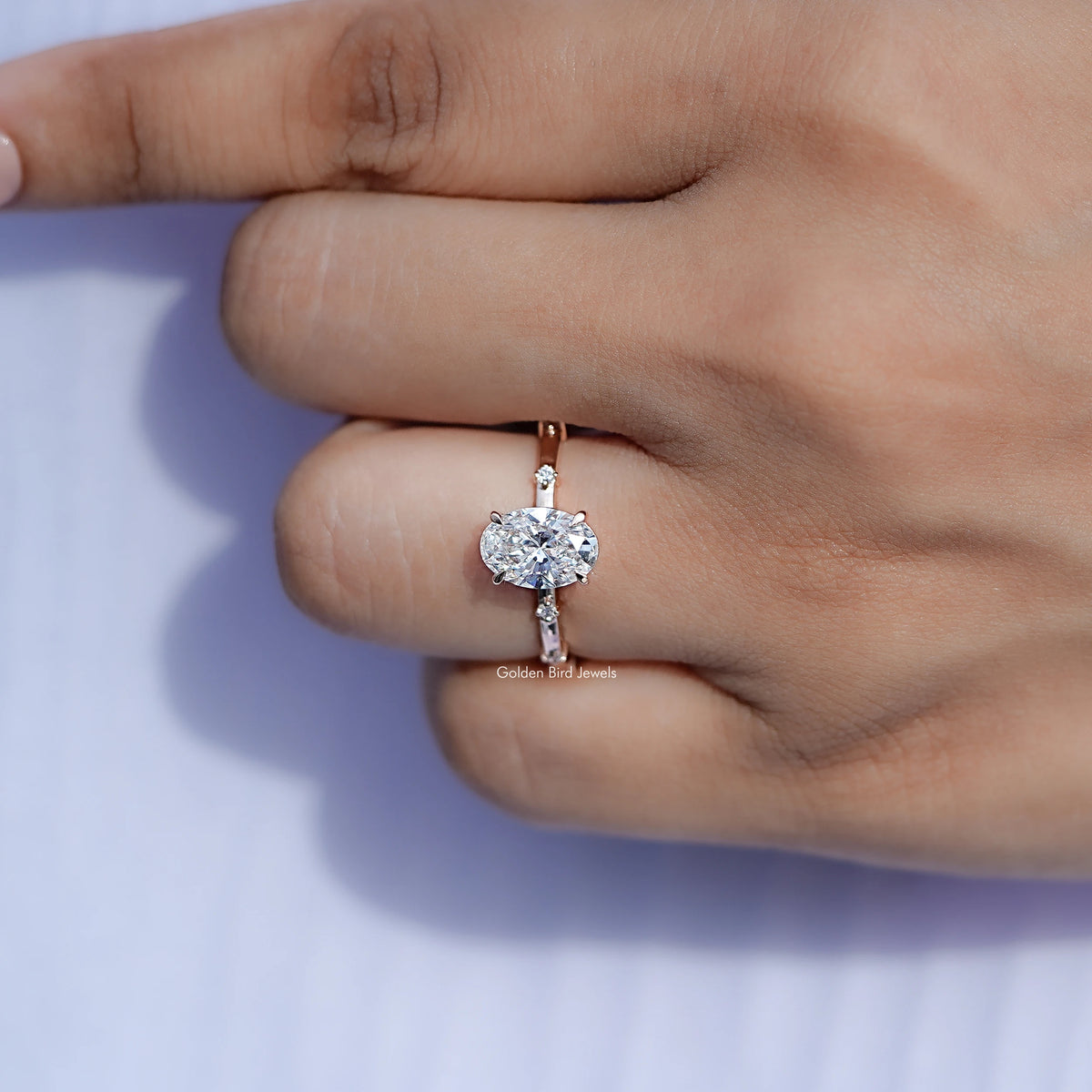 Detailed view of Oval Shaped Diamond Distance Ring