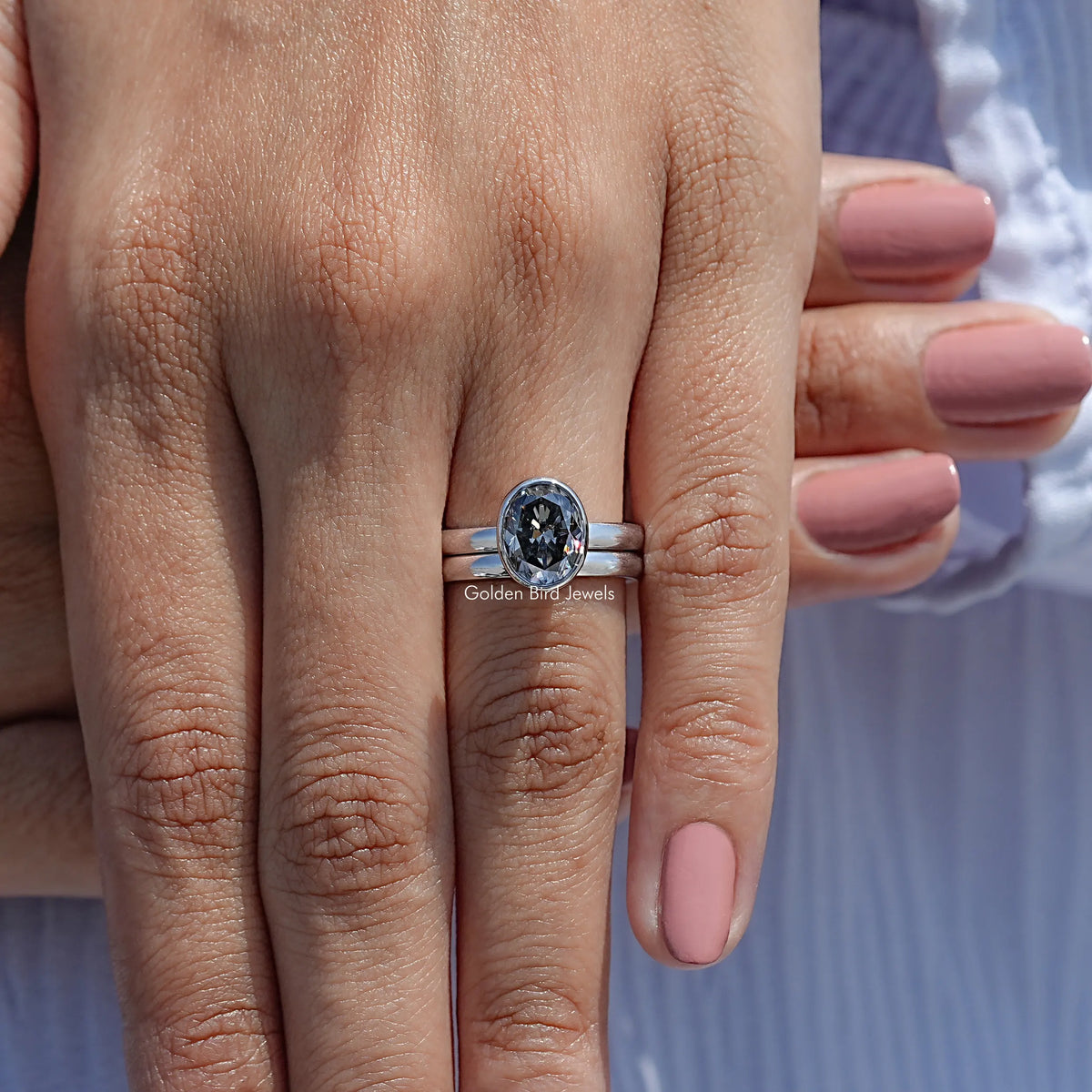 Detailed View Of Oval Moissanite Wedding Ring Set