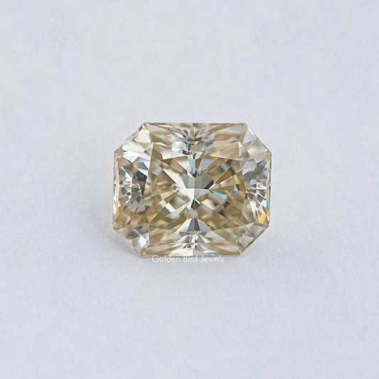 Radiant-cut moissanite loose gemstone with pale yellow tone