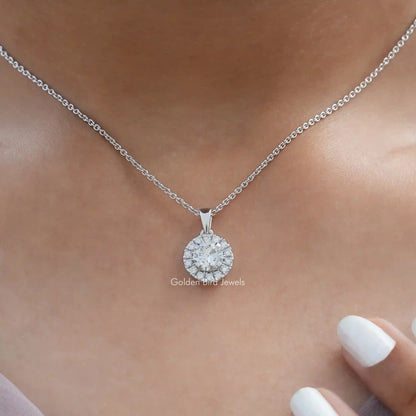 Round Wedding Pendant Set In Prongs Setting
