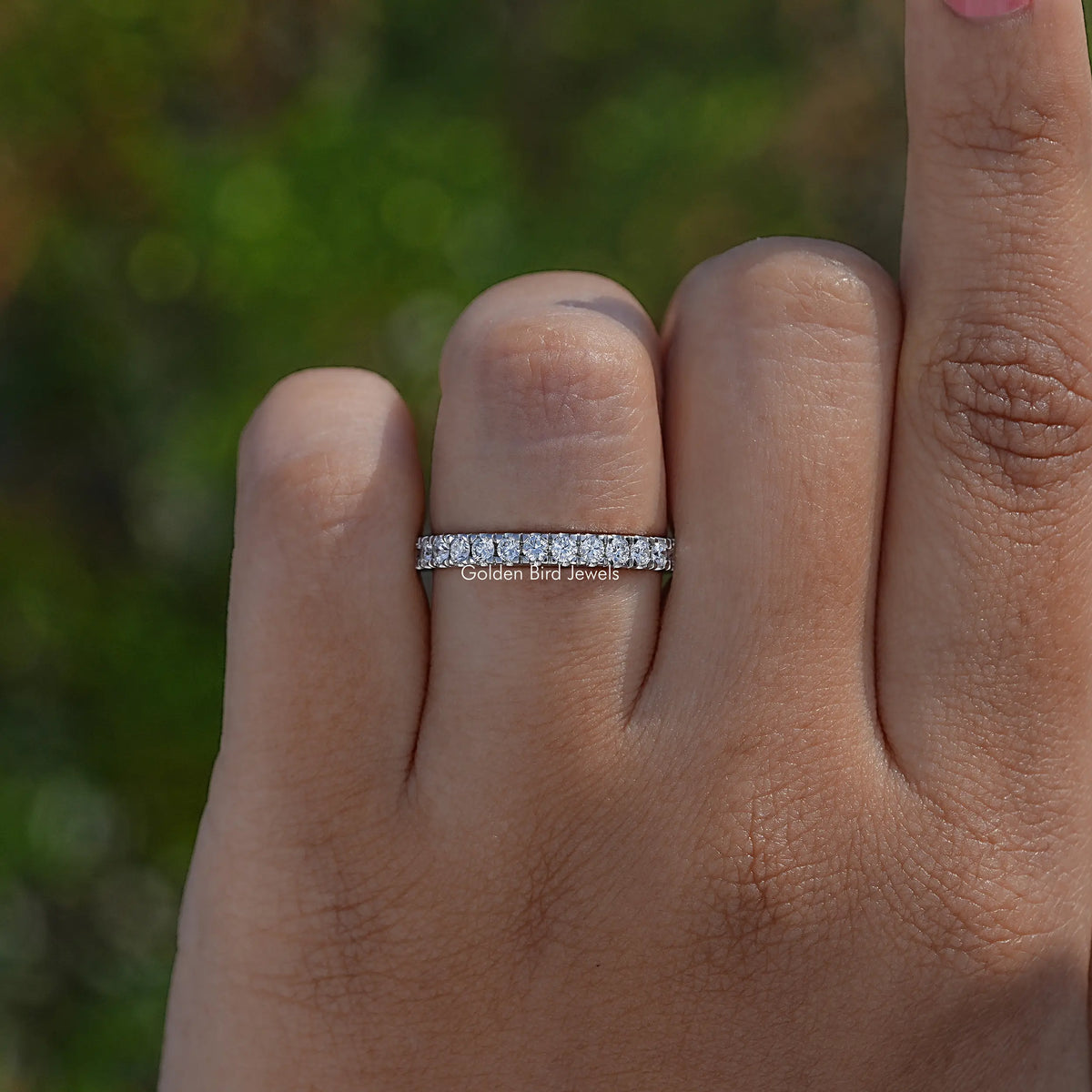 Top View Of Lab Diamond Round Five Stone Halo Band
