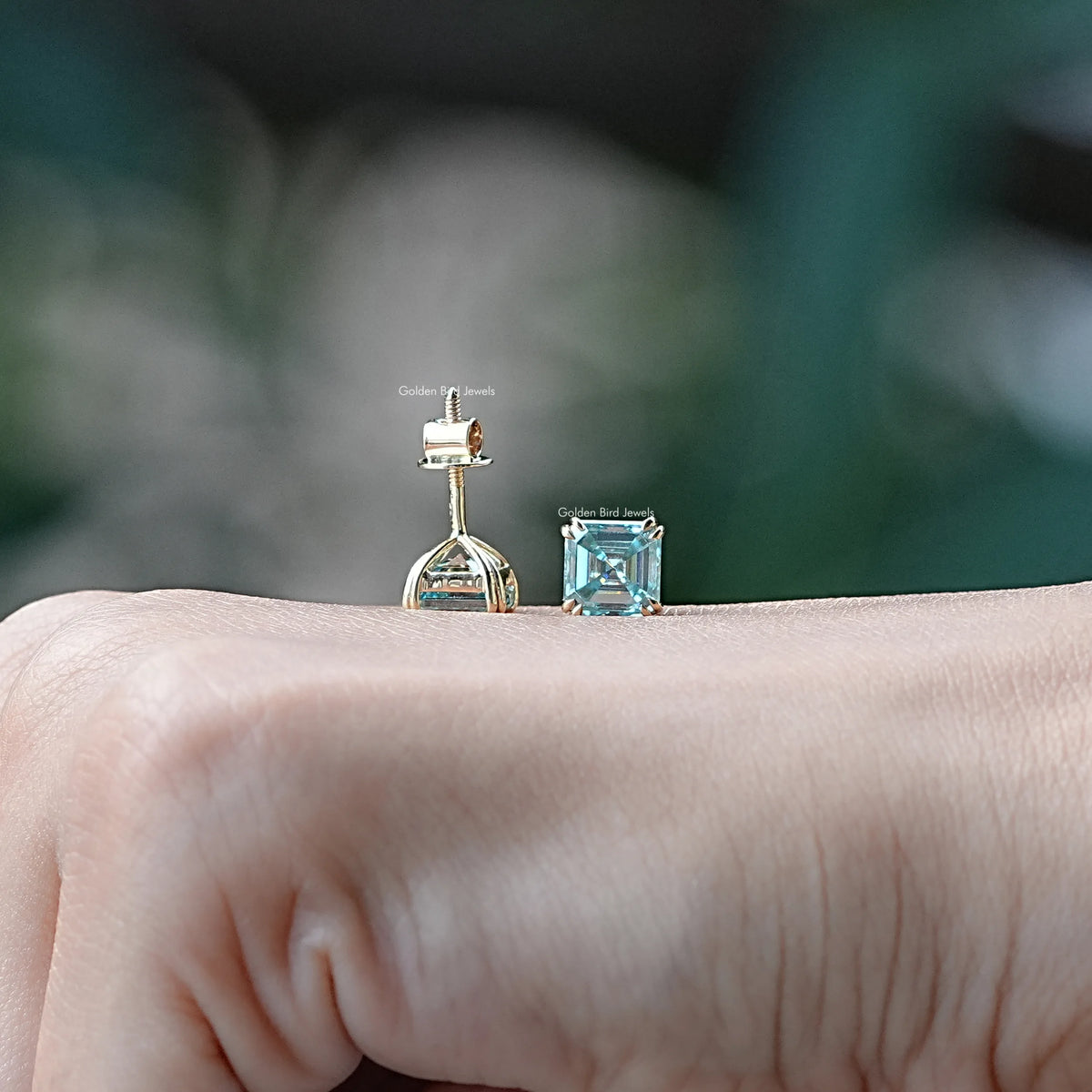 Front and Back Side View of Solitaire stud earrings crafted in Moissanite 