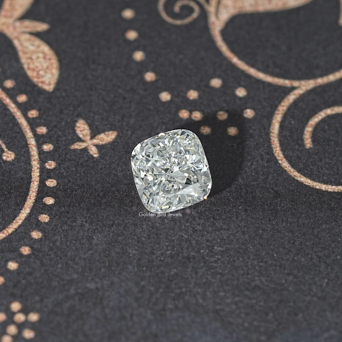 Loose cushion-cut lab diamond, round-corner square, sparkling facets